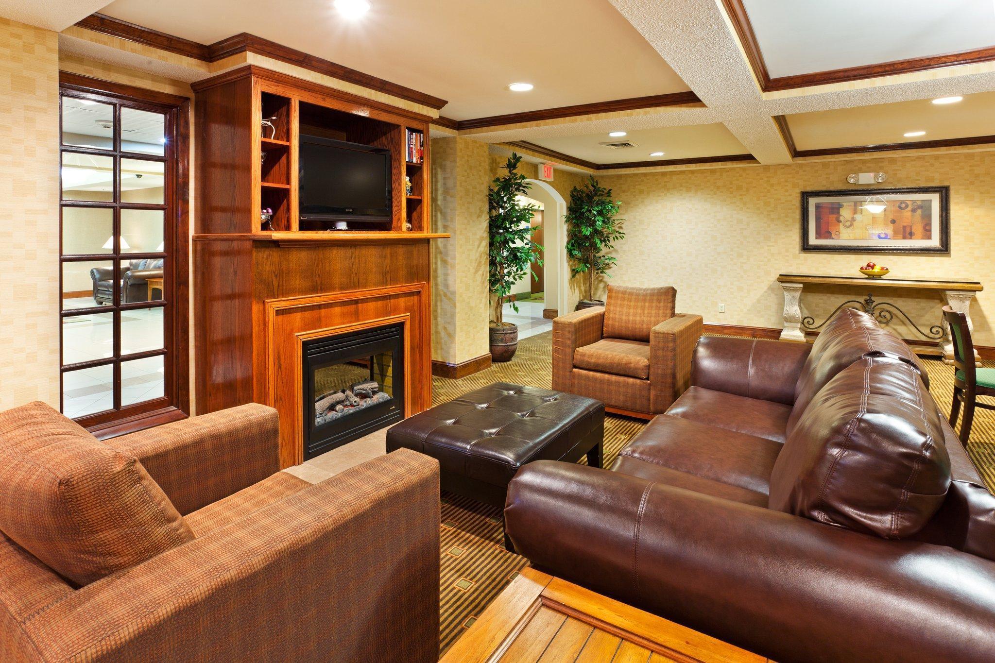 Holiday Inn Express & Suites Reidsville By Ihg Ngoại thất bức ảnh