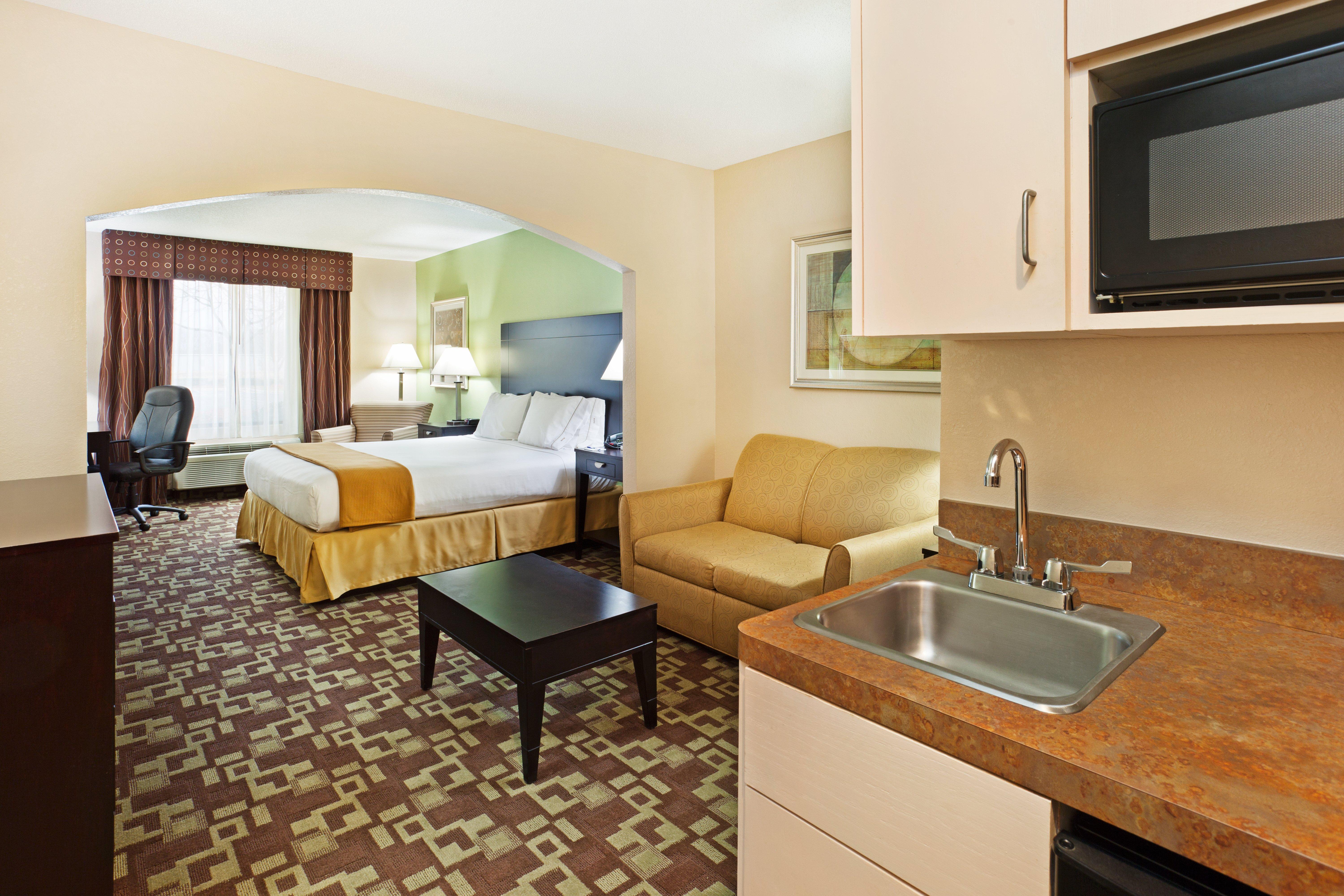 Holiday Inn Express & Suites Reidsville By Ihg Ngoại thất bức ảnh