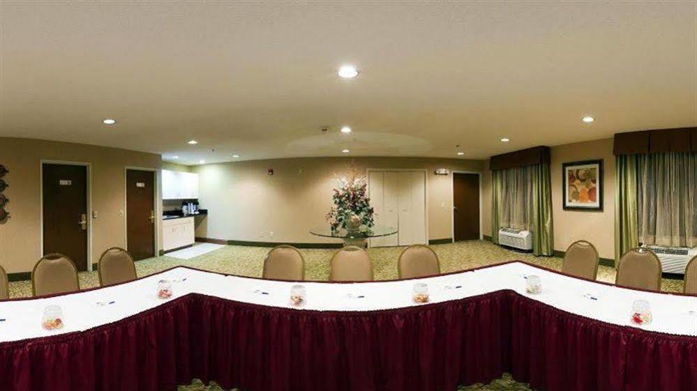Holiday Inn Express & Suites Reidsville By Ihg Ngoại thất bức ảnh